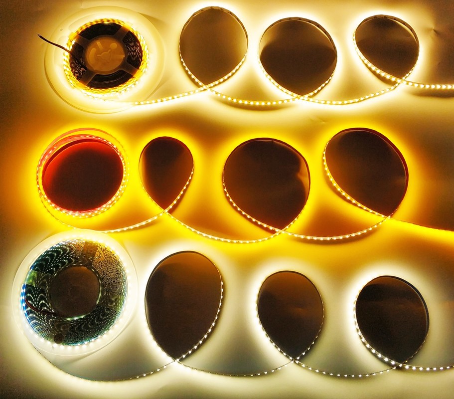 Lâmpadas LED ecológicas em branco fresco CCT 6000K 6500K Peso de estoque pronto 0,18 kg
